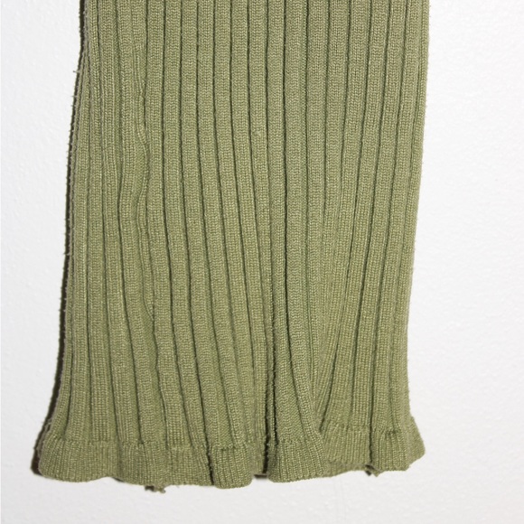Green Ribbed Dress - Picture 4 of 8